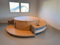 Hampton surround cushioned lounge